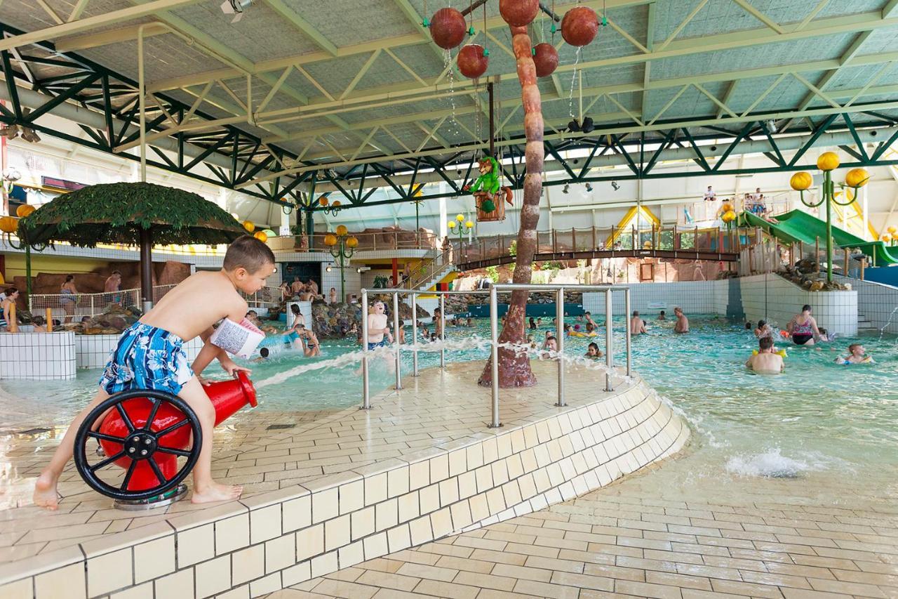 Hotel Oostappen Vakantiepark Hengelhoef Nv Aan de Wolfsberg Exteriér fotografie