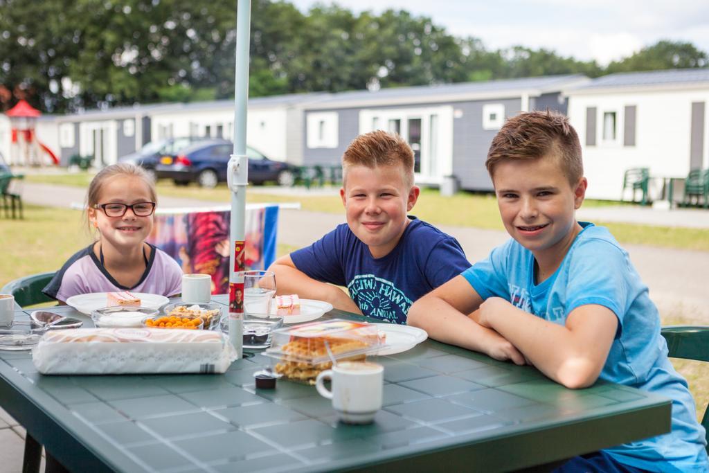 Hotel Oostappen Vakantiepark Hengelhoef Nv Aan de Wolfsberg Exteriér fotografie