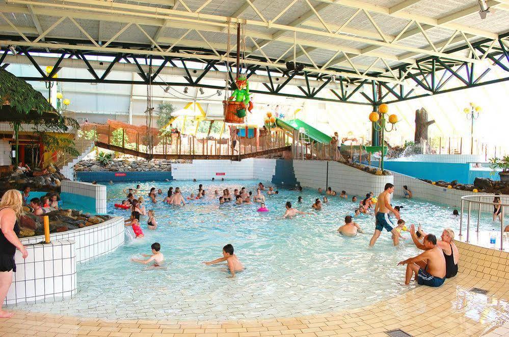 Hotel Oostappen Vakantiepark Hengelhoef Nv Aan de Wolfsberg Exteriér fotografie